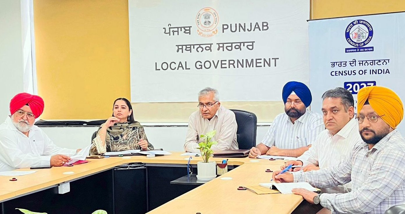 Punjab’s Census Drive Gains Momentum; 11 Districts and 7 MCs Earn Praise from Manjit Singh Brar