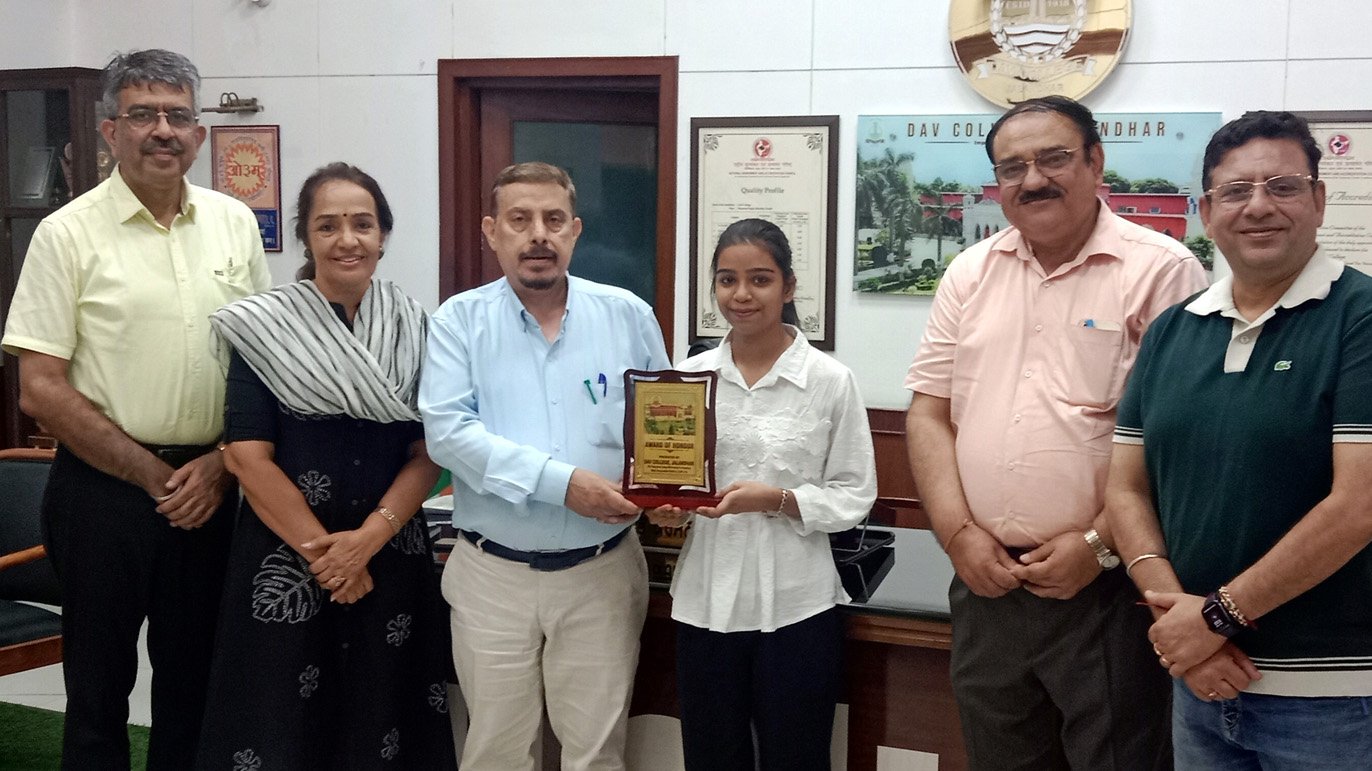 D.A.V. College Jalandhar Shines Bright in GNDU University Examinations
